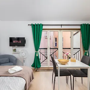 Pensión Private Retreat Close To Stations In 3